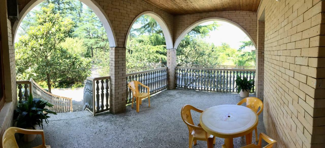 Hause Lägenhet Tsqaltubo Exteriör bild